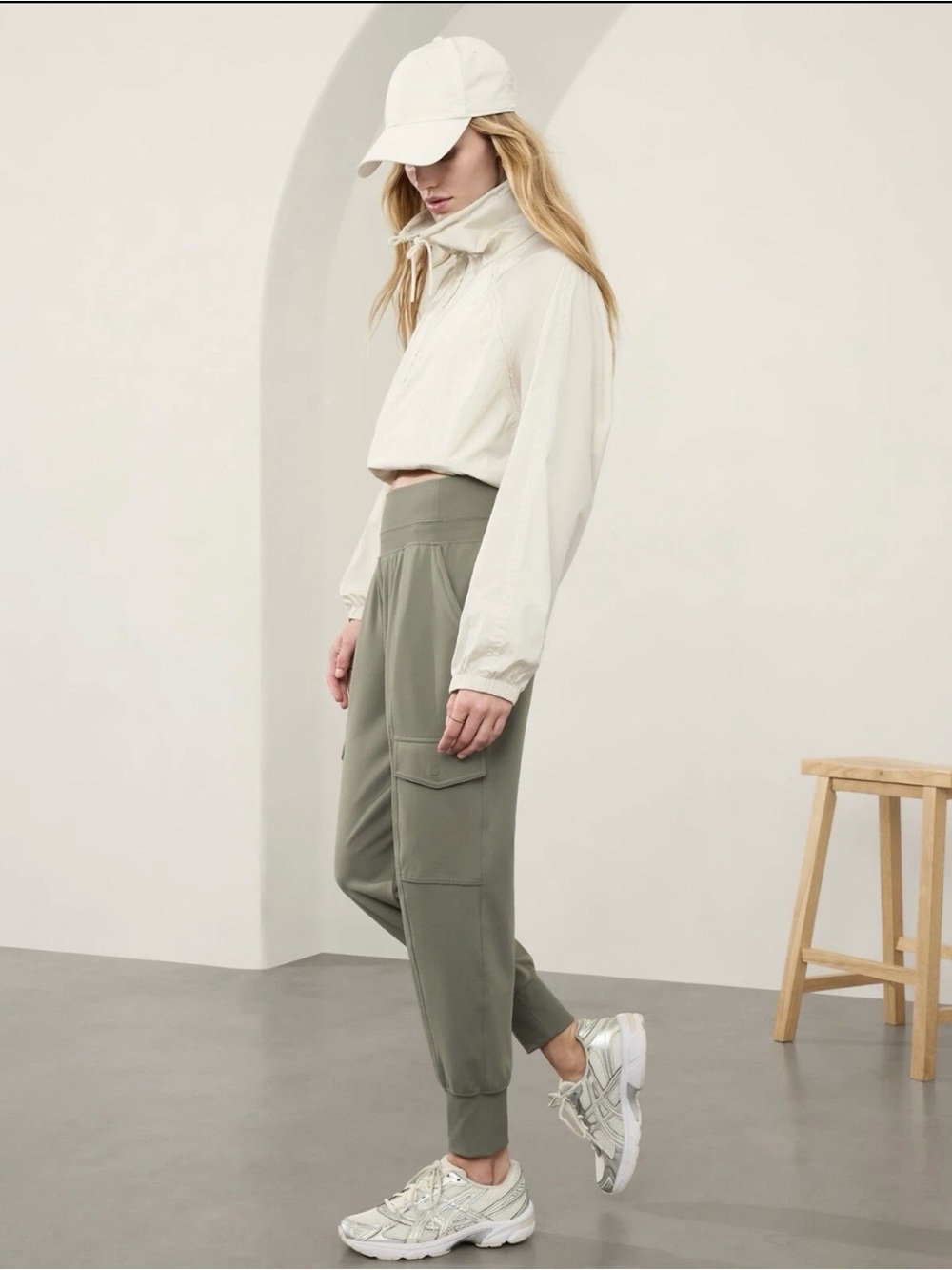Athleta Venice High Rise Cargo Joggers in Moss